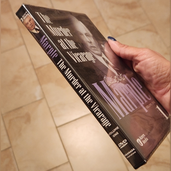 Agatha Christie Marple The Murder At The Vicarage Vol 1 - Picture 3 of 3